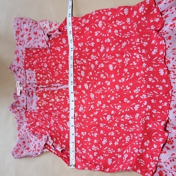 Parker Size S Primrose Combo Blouse, Flutter Sleeve, Gently Used Condition - Picture 7 of 16